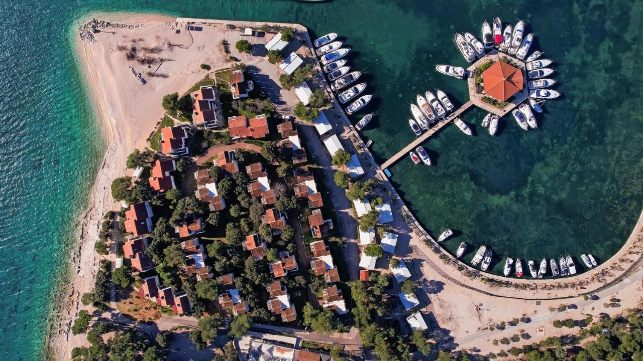 Amadria Park Apartments Шибеник Экстерьер фото