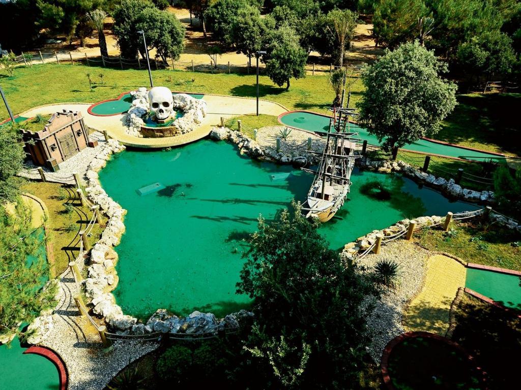 Amadria Park Apartments Шибеник Экстерьер фото