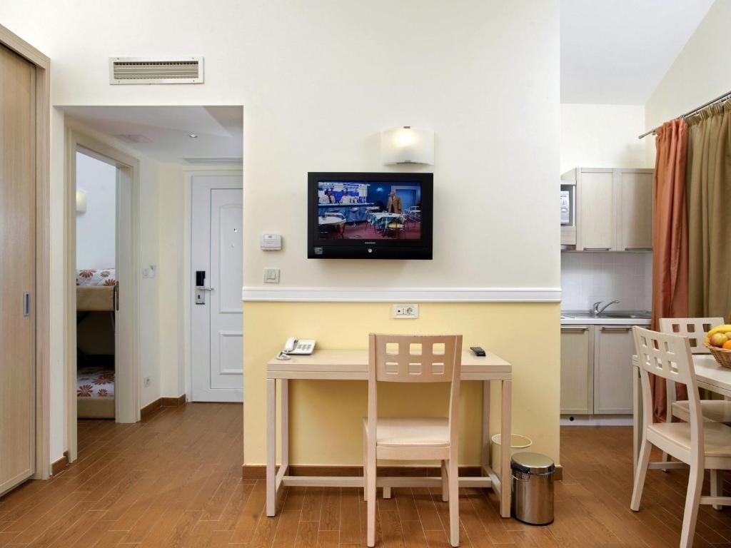Amadria Park Apartments Шибеник Экстерьер фото